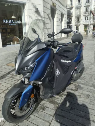 Yamaha XMAX 400 ABS