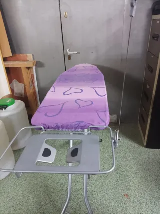 Tabla de planchar con funda de corazones