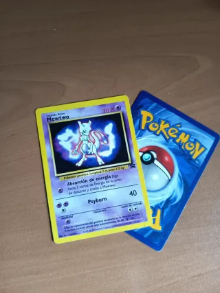 Carta Pokémon Mewtwo 70 HP