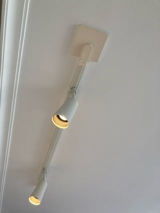 Lámpara de techo con focos