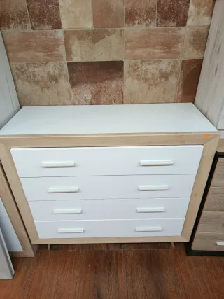 Cómoda 4 cajones madera y blanco