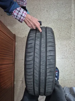 Cubierta michelin energy saver 2o5/60/R16/ 92 h