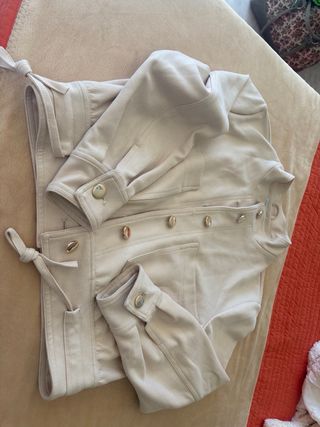 Abrigo reversible mujer azul y rojo