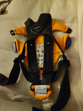 Mochila Portabebés BabyBjörn Naranja