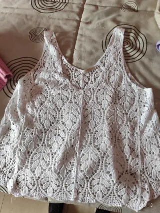 Blusa sin mangas labrada blanca