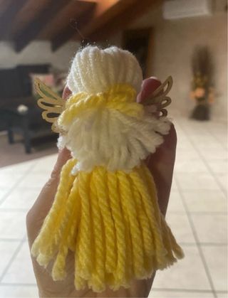 Angelo fatto a mano con lana