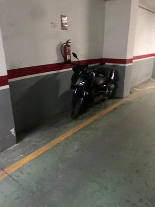 Plaza de garaje y trastero