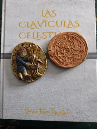 Pareja medallones cerámica Monseñor Pintor Románic