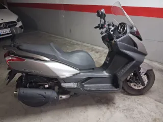 Maxi Scooter 125cc Automática