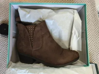 Botines marrones talla 40