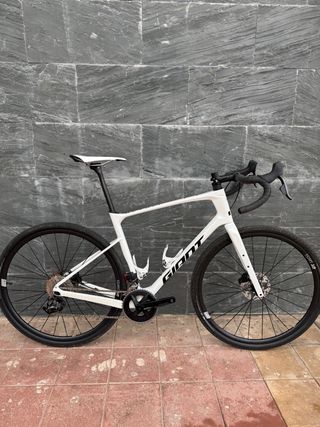 Giant Revolt Advanced Talla L