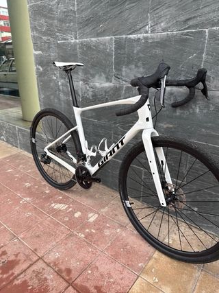 Giant Revolt Advanced Talla L