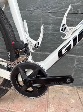 Giant Revolt Advanced Talla L