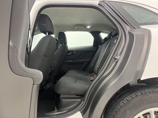 Jaguar F-Pace 2.0i4D Pure RWD 163cv Manual