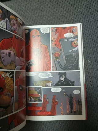 Batman y el Monje loco (Spanish Edition)