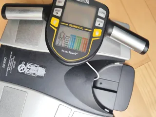 Báscula Tanita BC-545N Composición Corporal