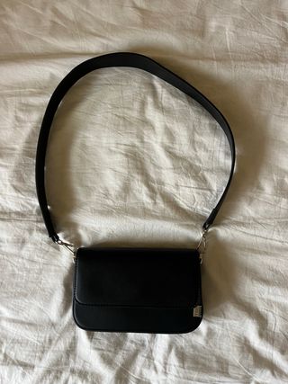 Bolso Bershka Negro Pequeño