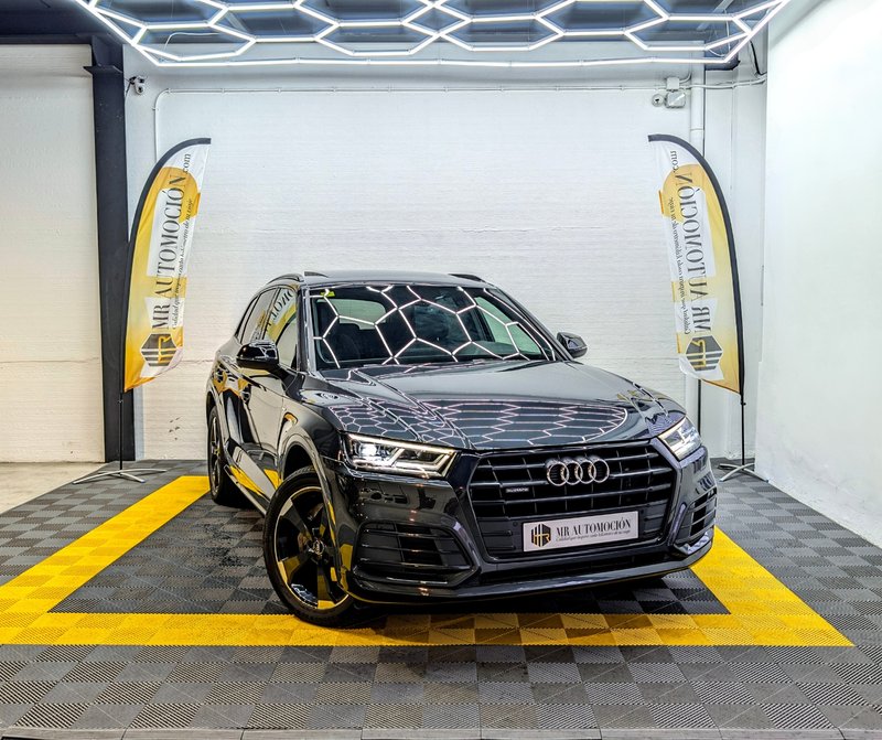 AUDI Q5 Black line 40 TDI quattro S tronic 2020 - foto 1