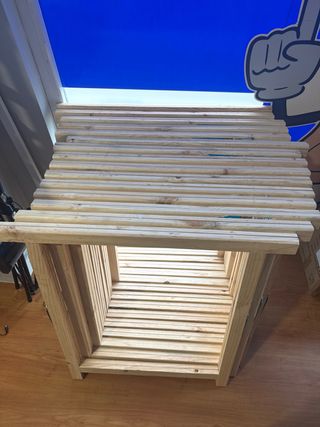 Caballetes de madera.