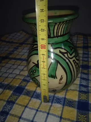 Jarrón decorativo de cerámica