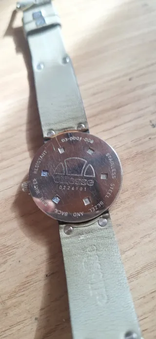 Reloj deportivo ellesse