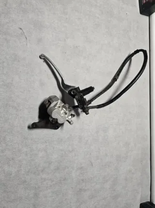 Freno delantero Kymco Bet&Win 125