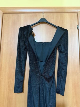 Vestito nero elegante da cerimonia