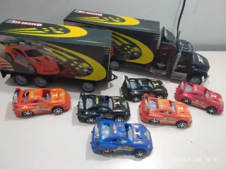 Camión articulado + 6 coches deportivos