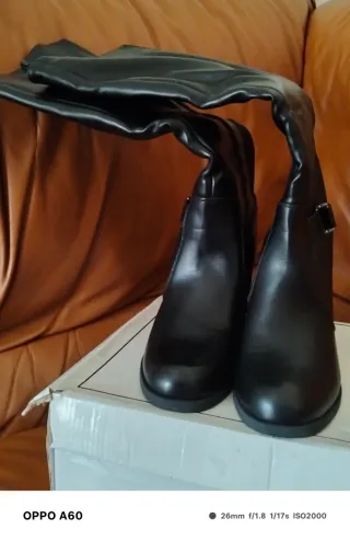 Stivali donna al ginocchio neri