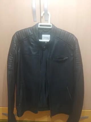 Chaqueta Cuero Jack & Jones Talla L moto, salir