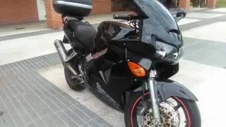 Vfr 800 año 1998 hay que arreglar alguna cosa