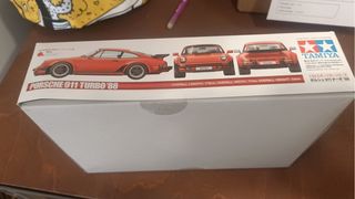 Maqueta Tamiya Porsche 911 Turbo '88