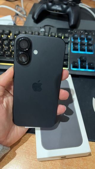 iPhone 16 256GB