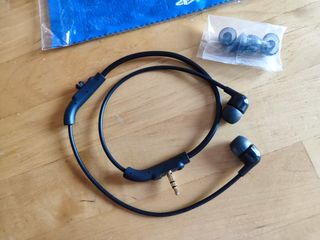 Sony PS4 VR auricolari + panno pulizia - Nuovi