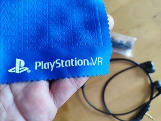 Sony PS4 VR auricolari + panno pulizia - Nuovi
