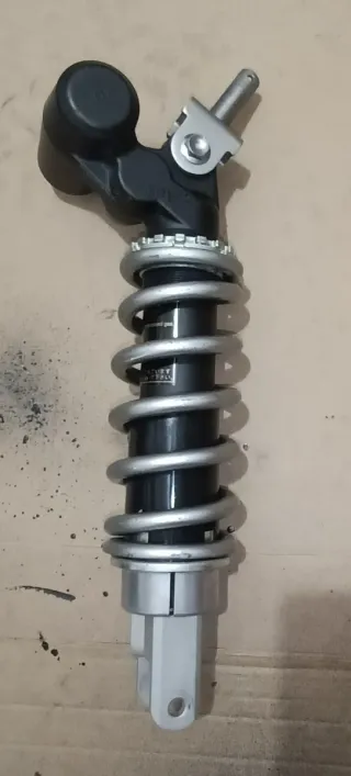 Suspensión Trasera Kawasaki