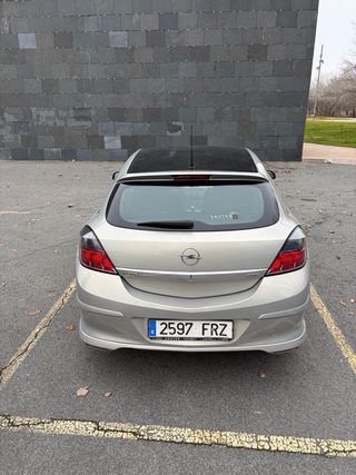 Opel Astra 2007