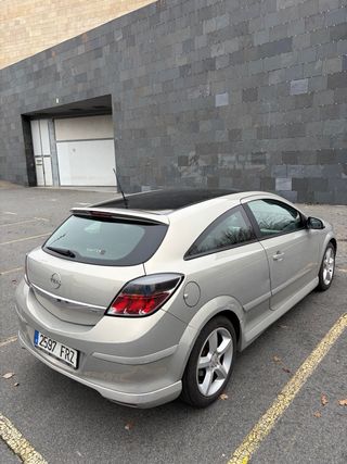 Opel Astra 2007