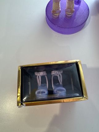 Muñeca Rainbow High Violeta con Accesorios