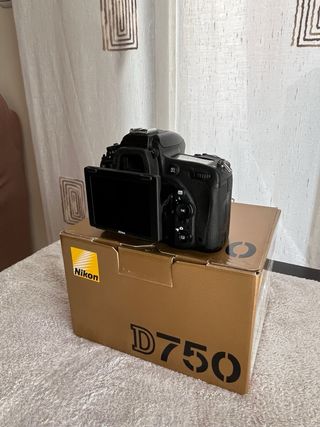 Cámara Nikon D750