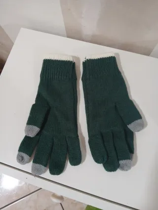 Guanti New Era nuovi