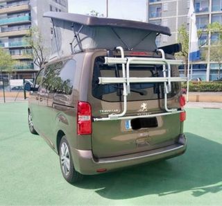 Peugeot Traveller 2020