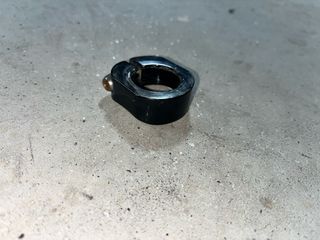 Abrazadera sillín Monty Trial