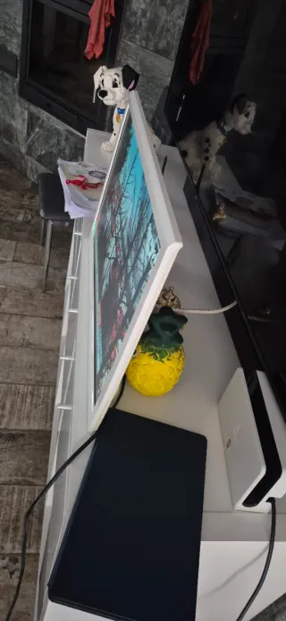 Televisor Toshiba Blanco