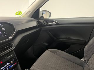 Volkswagen T-Cross 1.0 TSI ADVANCE - NACIONAL -