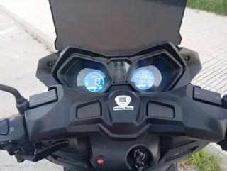 Moto Wottan Storm Amarilla