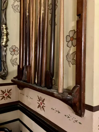 Billar antiguo de madera