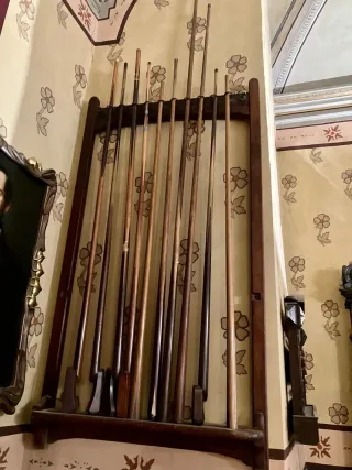 Billar antiguo de madera