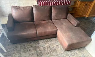 Sofá chaise longue 3 plazas marrón