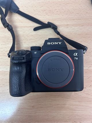Cámara Sony Alpha 7 III